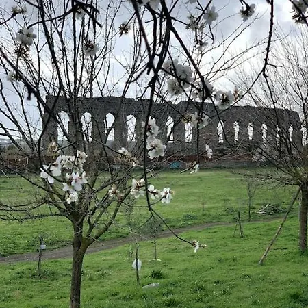 Lejlighed Casetta Fari Metro A Tuscolana Rom